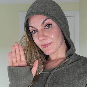 Women's Tek Gear Thumb-Hole Hoodie